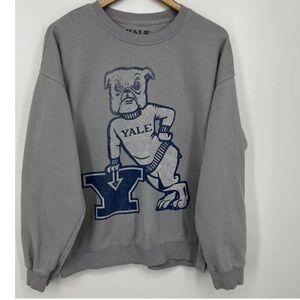 Yale University Crewneck